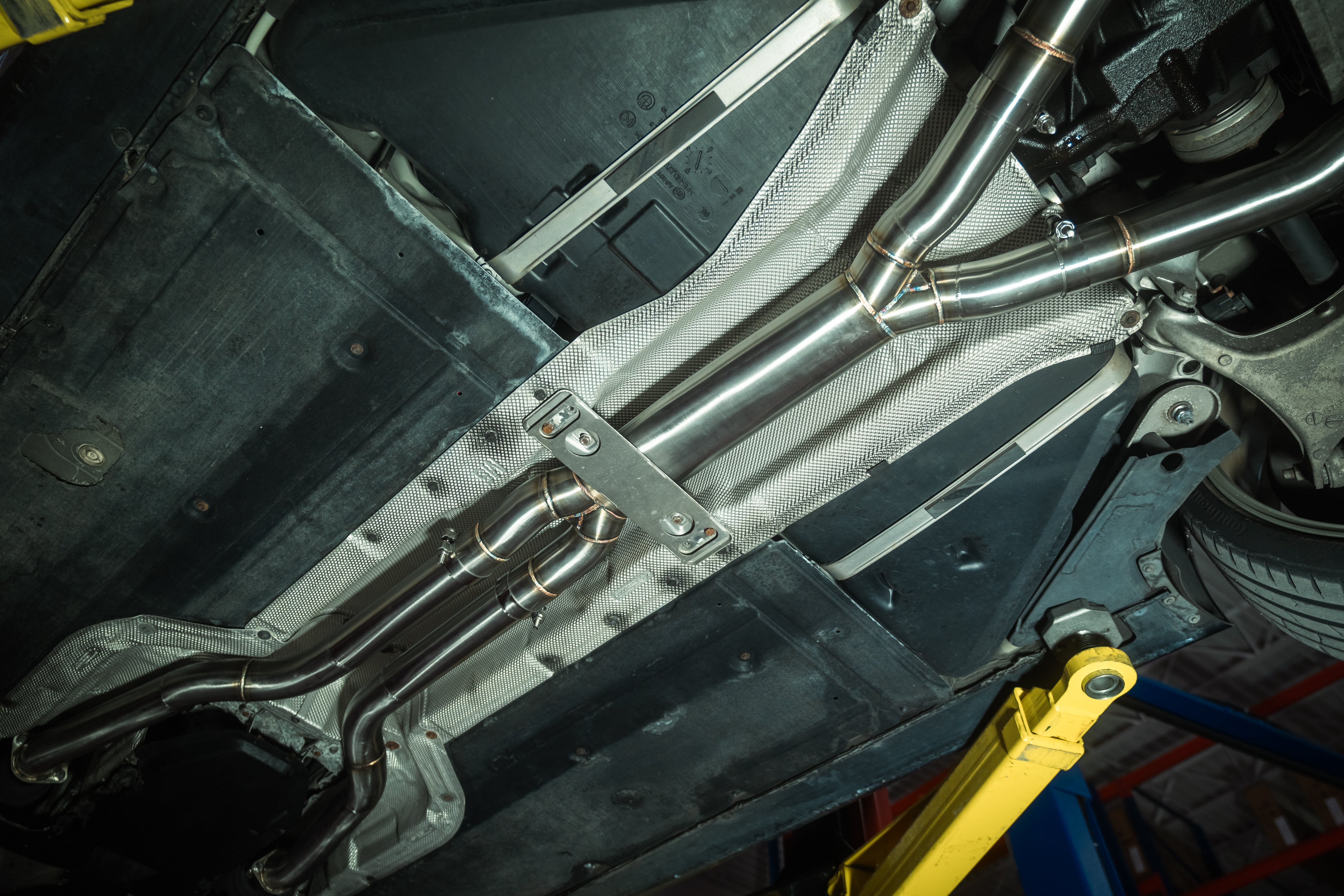 BMW E60 M5 Valved Sport Exhaust System - COLORADO N5X