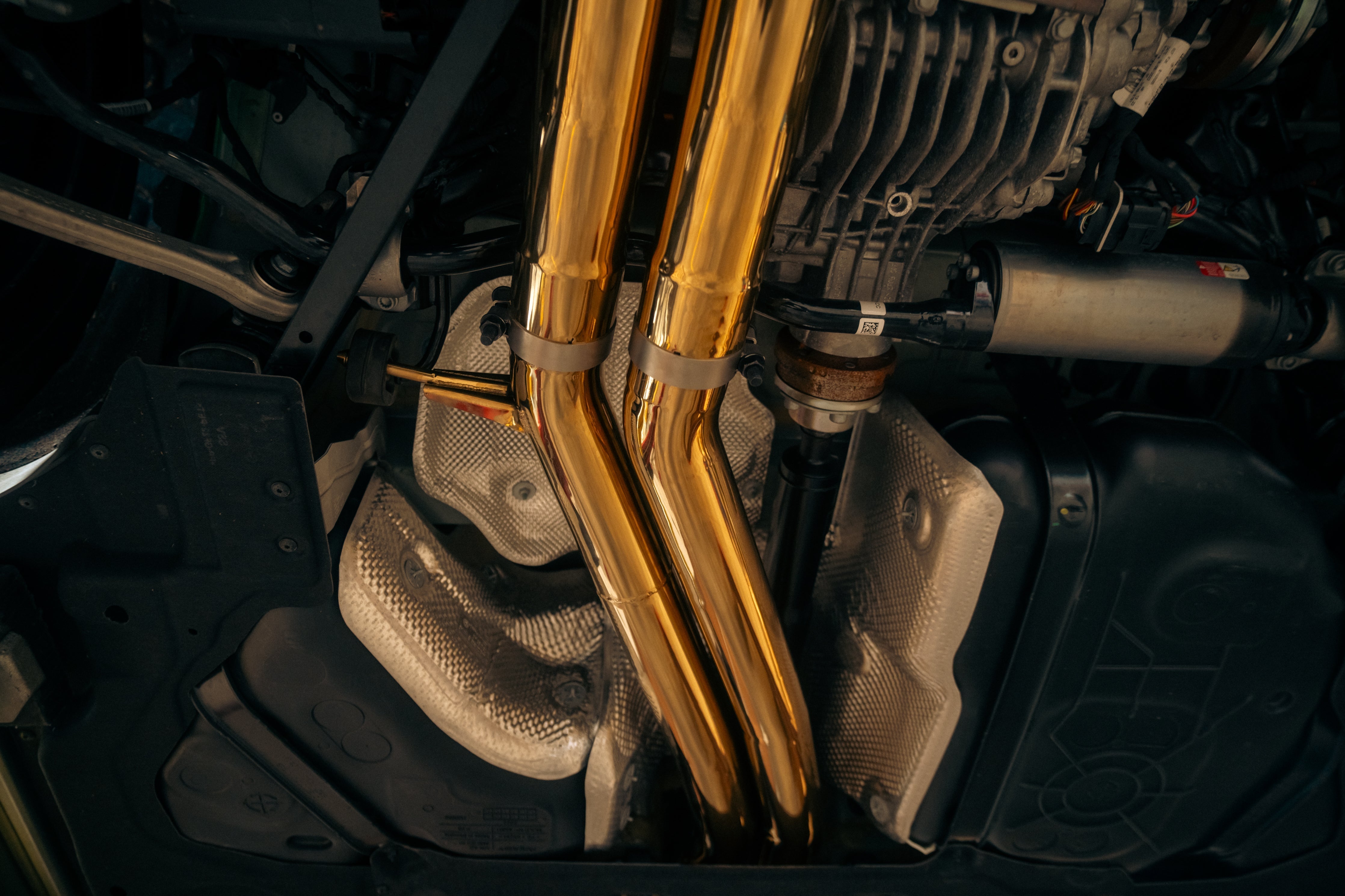 AUDI RSQ8 Valved Sport Exhaust system - COLORADO N5X