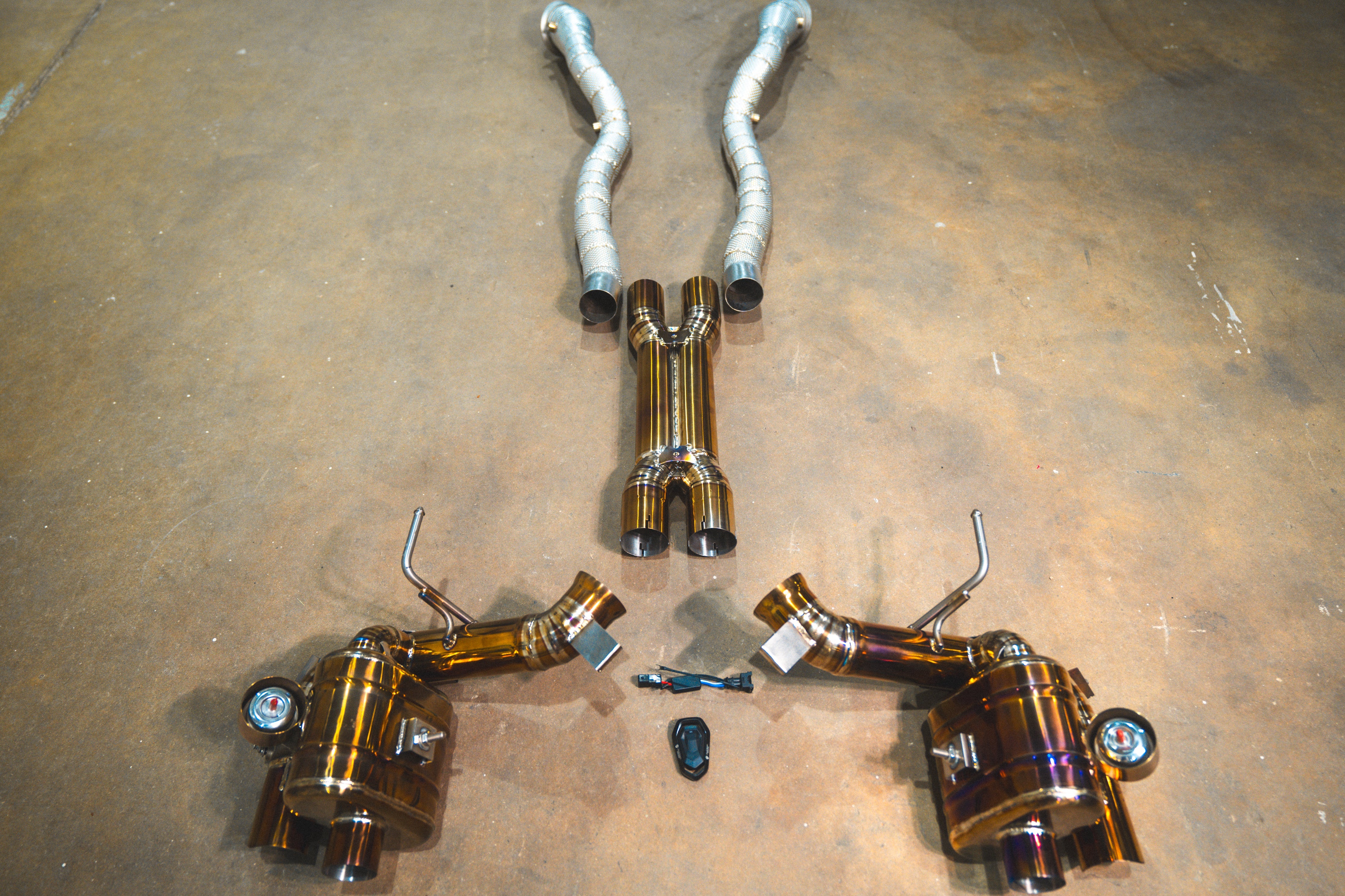Ferrari F12 / 812 Valved Sport Exhaust System - COLORADO N5X