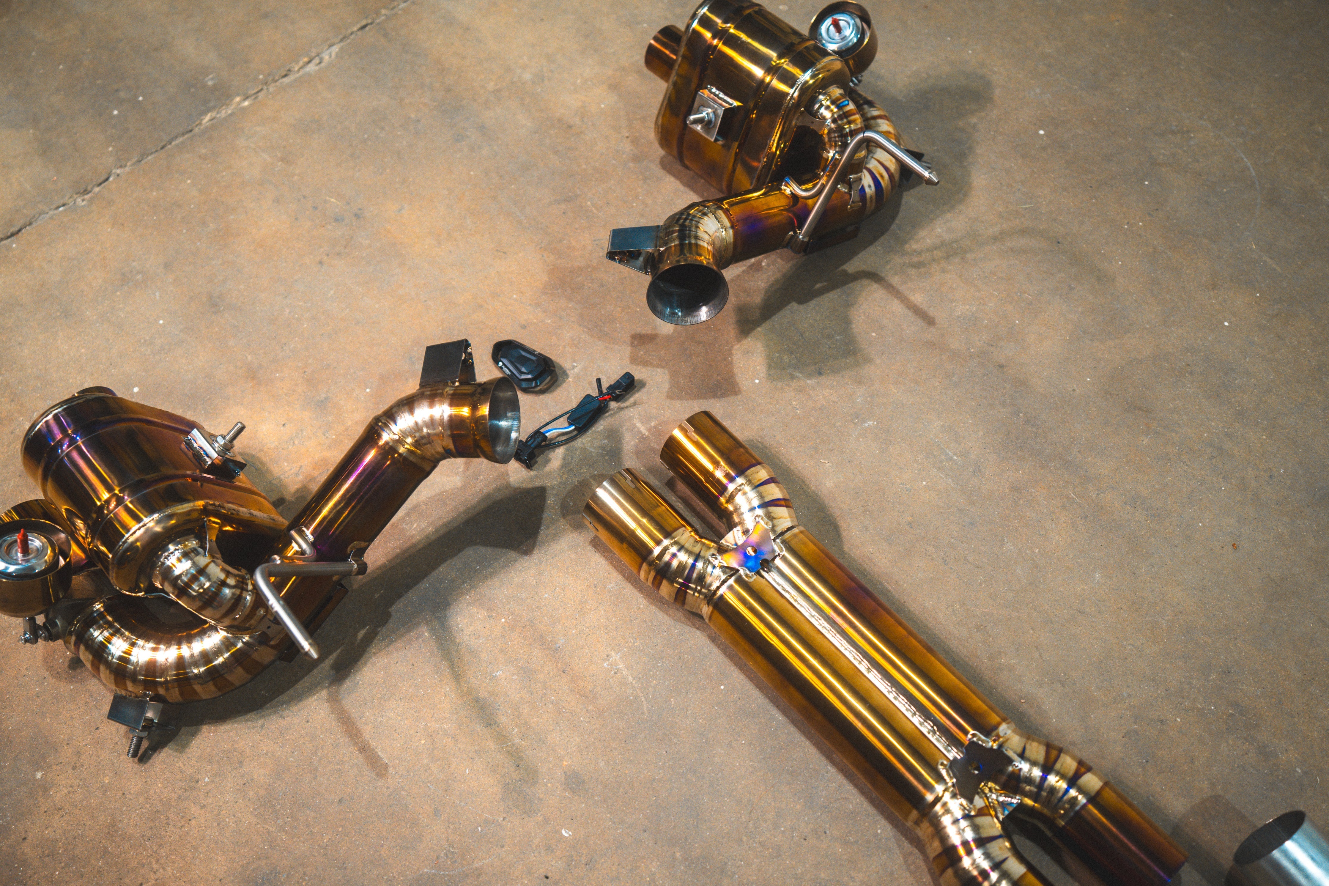 Ferrari F12 / 812 Valved Sport Exhaust System - COLORADO N5X