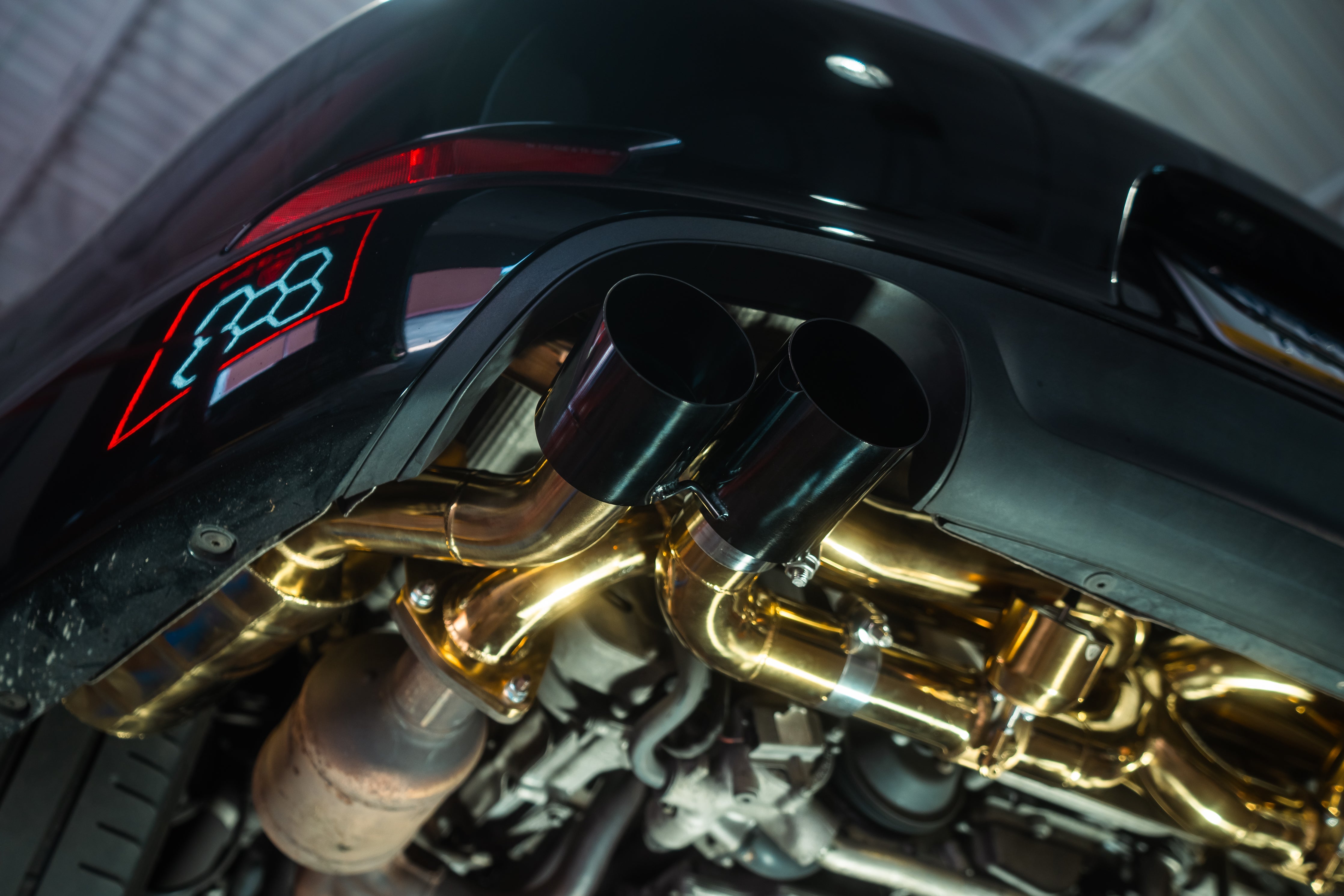 Porsche 911 Carrera / S / GTS Valved Sport Exhaust System (991.1) - COLORADO N5X