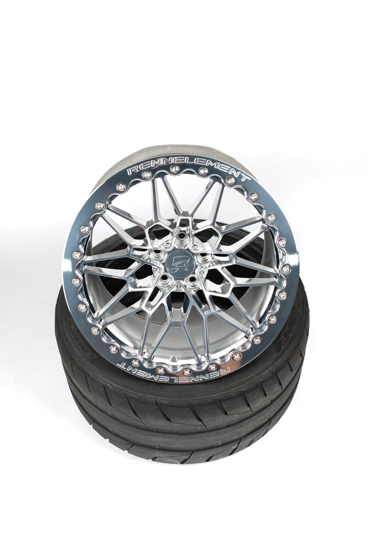 Rennelement G8X 18” Forged Beadlocks.