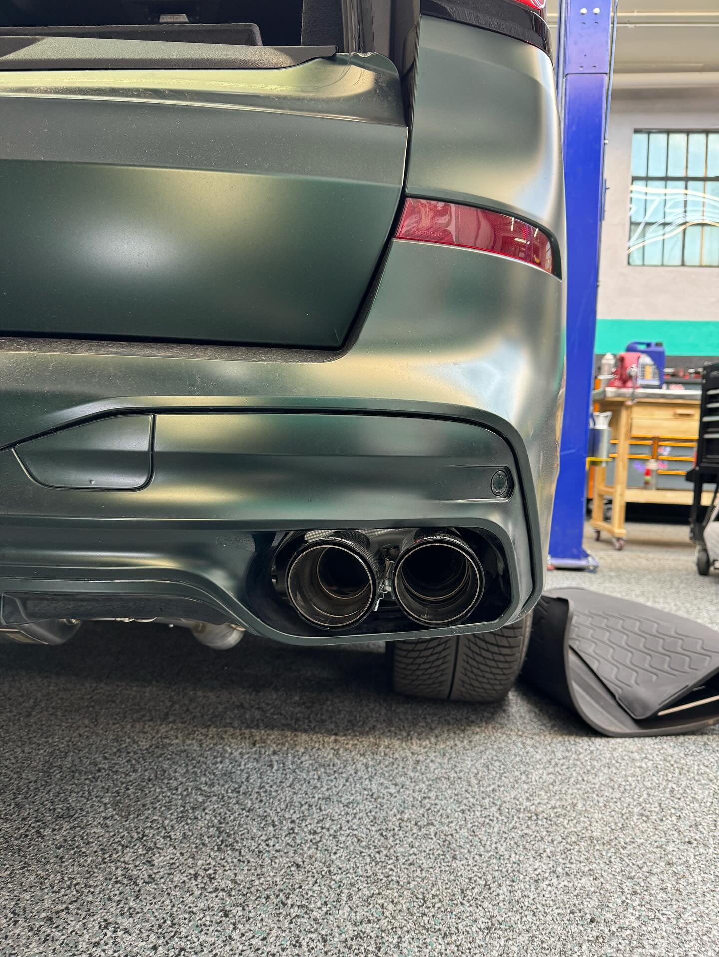 BMW Alpina XB7 / X7 M50i / X7 M60i Valved Sport Exhaust System - COLORADO N5X
