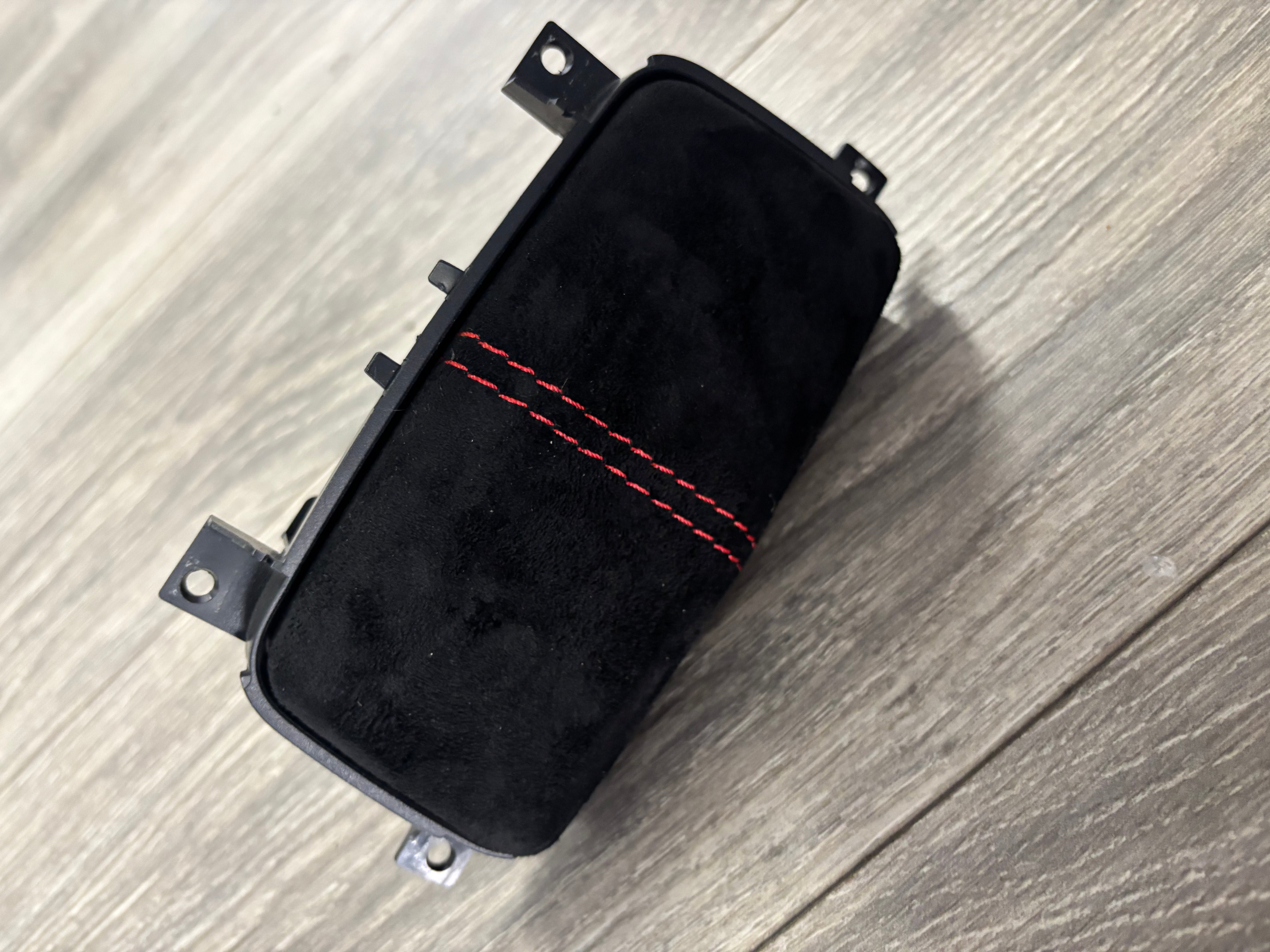 Rear Ash Tray E92 Red Alcantara Trim - COLORADO N5X