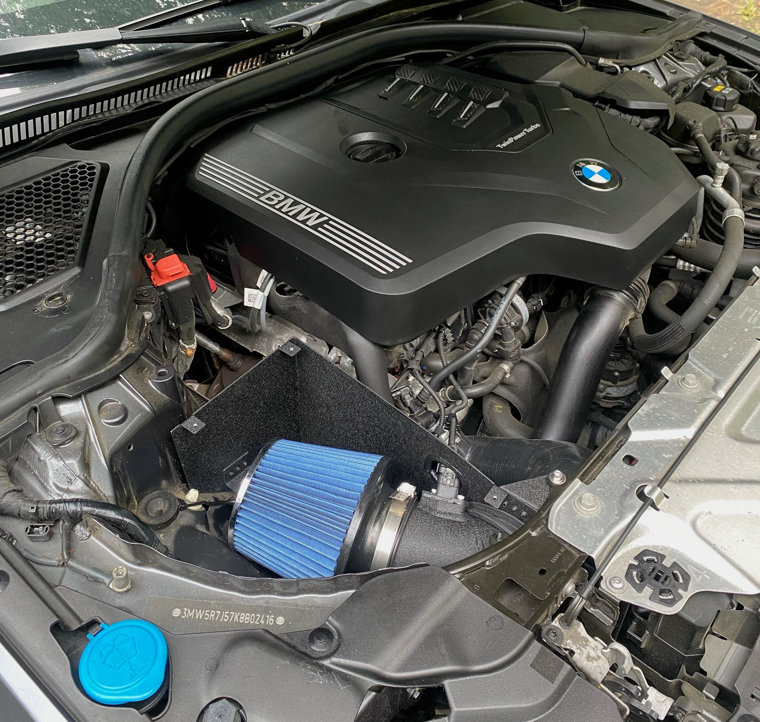 MAD BMW M5 M8 F90 F92 Cold Air Intake W/ Heat Shield - COLORADO N5X