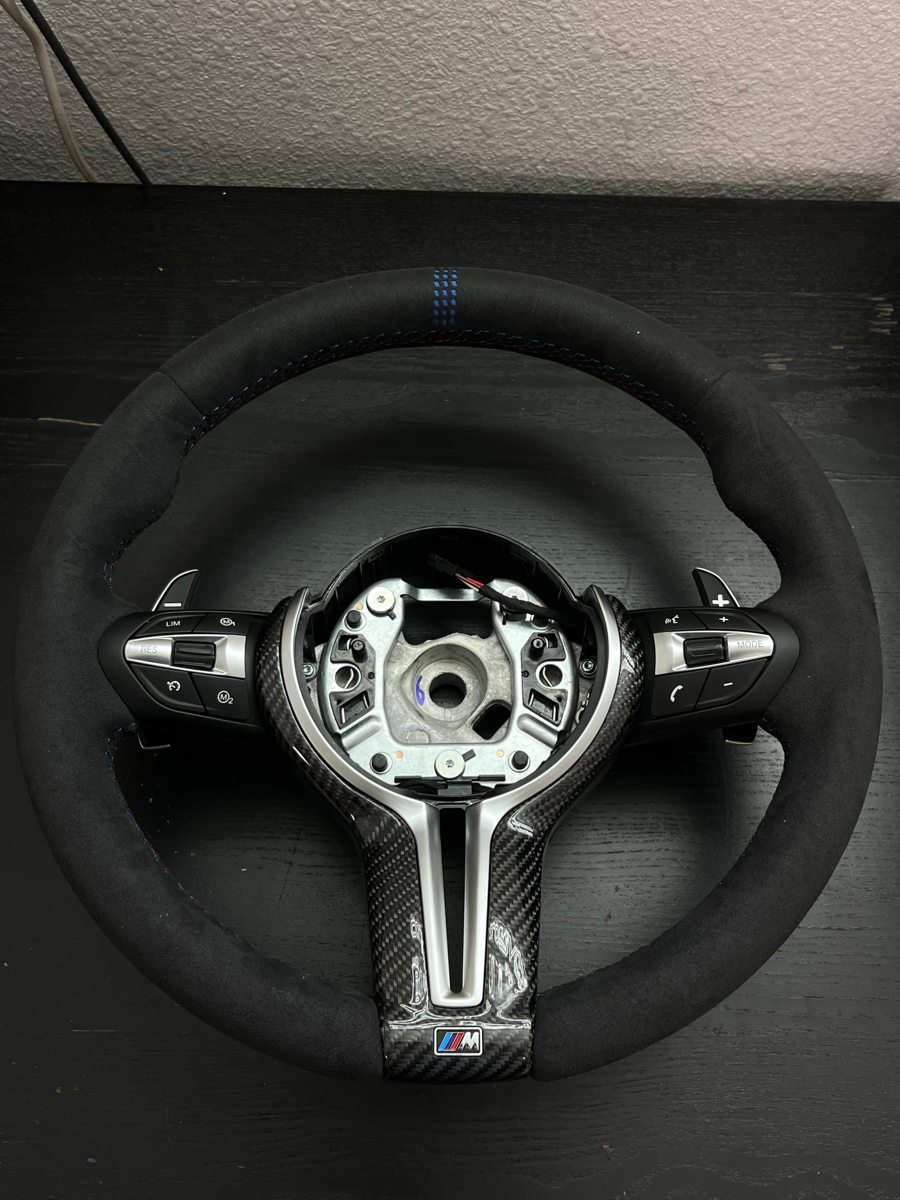 Alcantara/Carbon Fiber Steering Wheel for F8X M2/M3/M4.