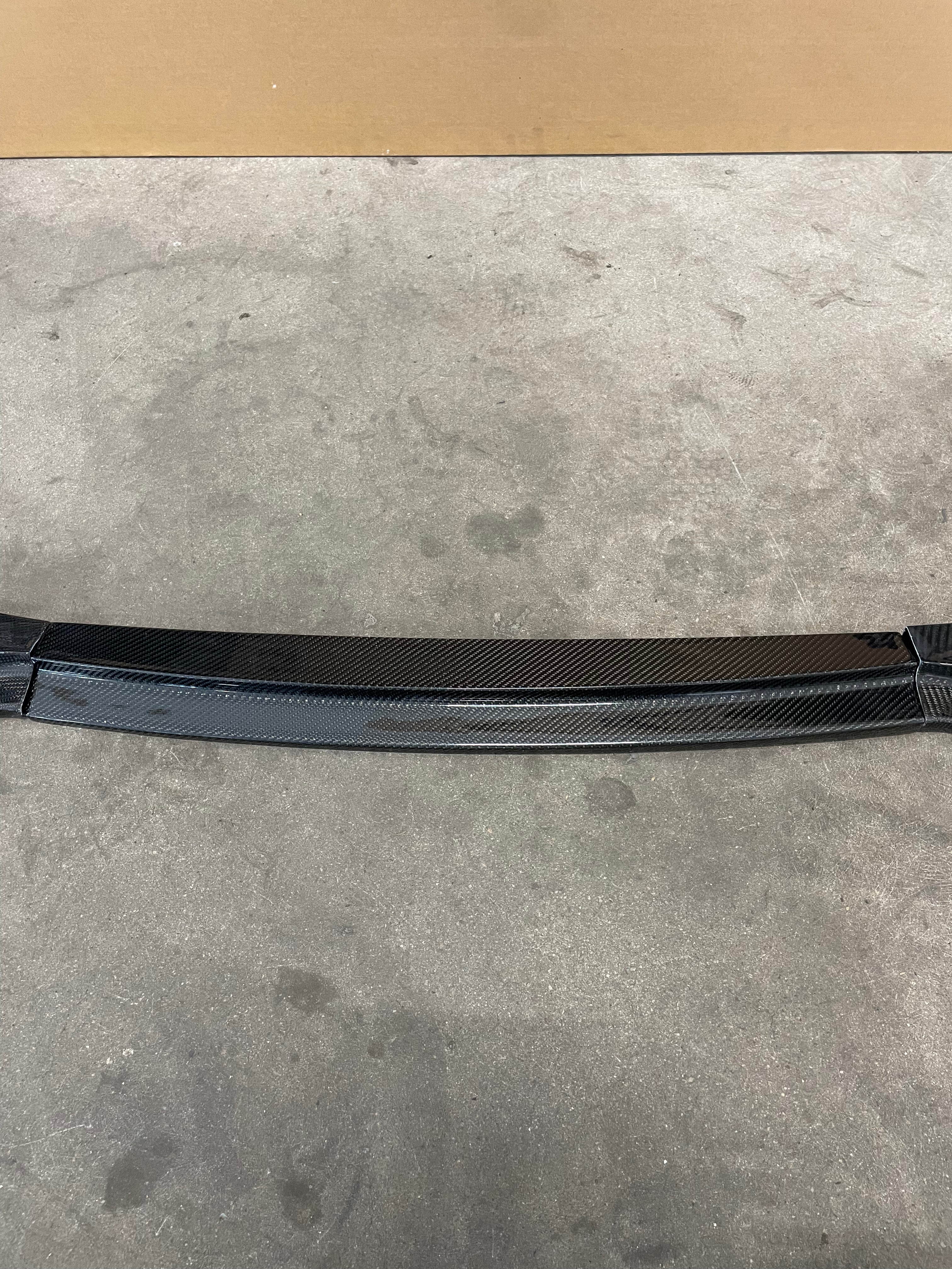 G20 LCIMP 3-Piece Carbon Fiber Lip (SLIGHT DAMAGE).