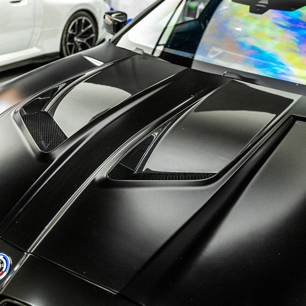 SOOQOO V2 BMW M3 G80 M4 G82 Vented Hood in White Primer Finish — product view 8