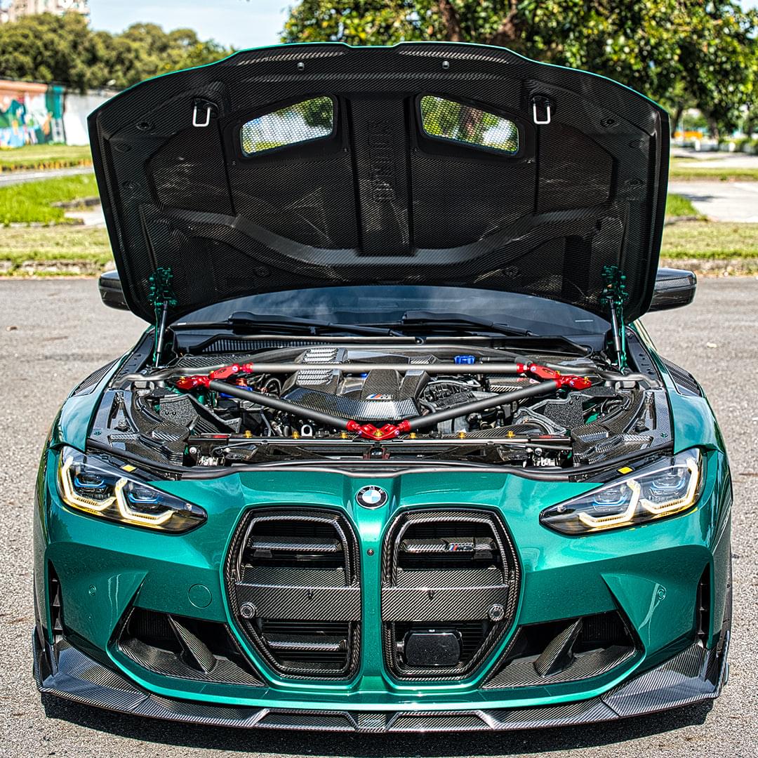 SOOQOO V3 BMW M3 G80 M4 G82 Vented Hood in White Primer Finish — product view 8