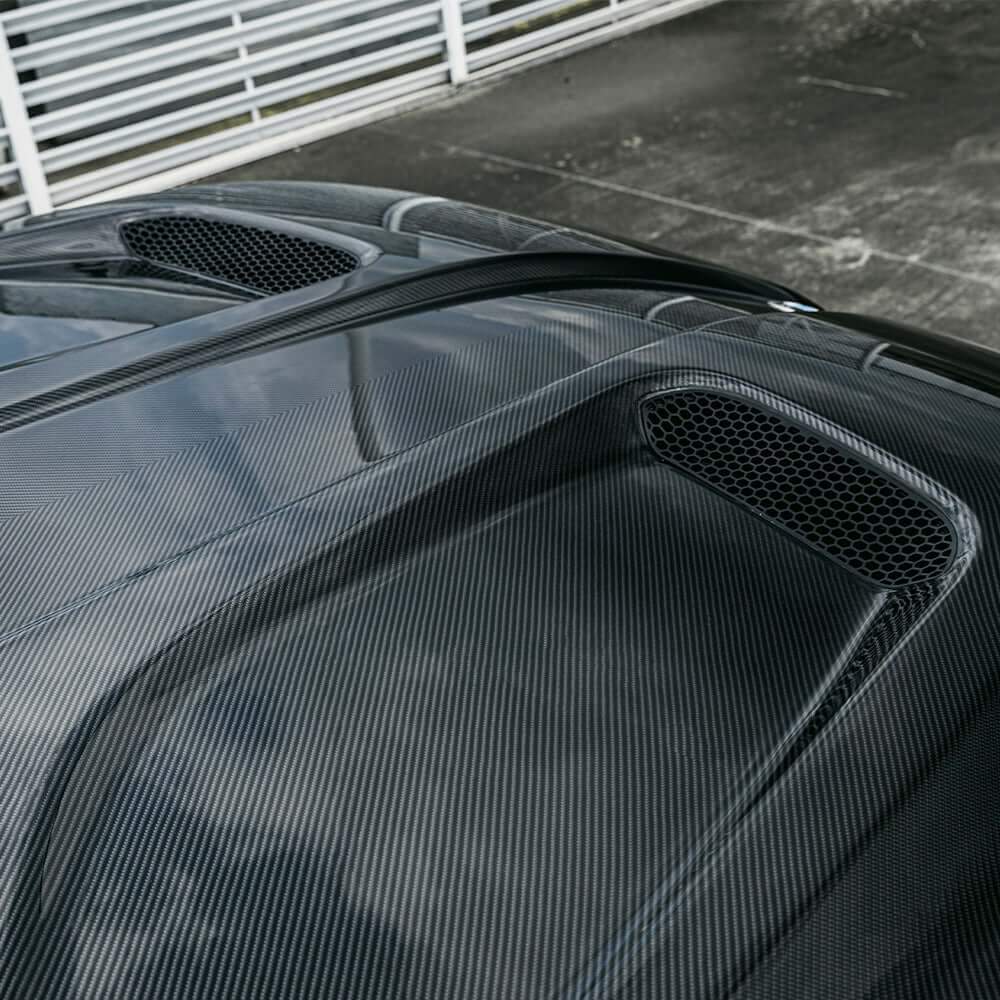 SOOQOO BMW M5 G90 Vented Hood In Prepreg Carbon Fiber — product view 6