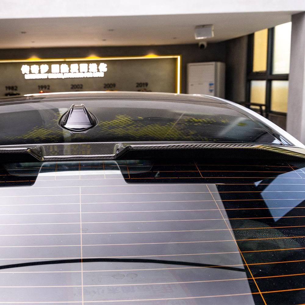 SOOQOO BMW 2 Series F74 Top Spoiler In Prepreg Carbon Fiber — product view 4
