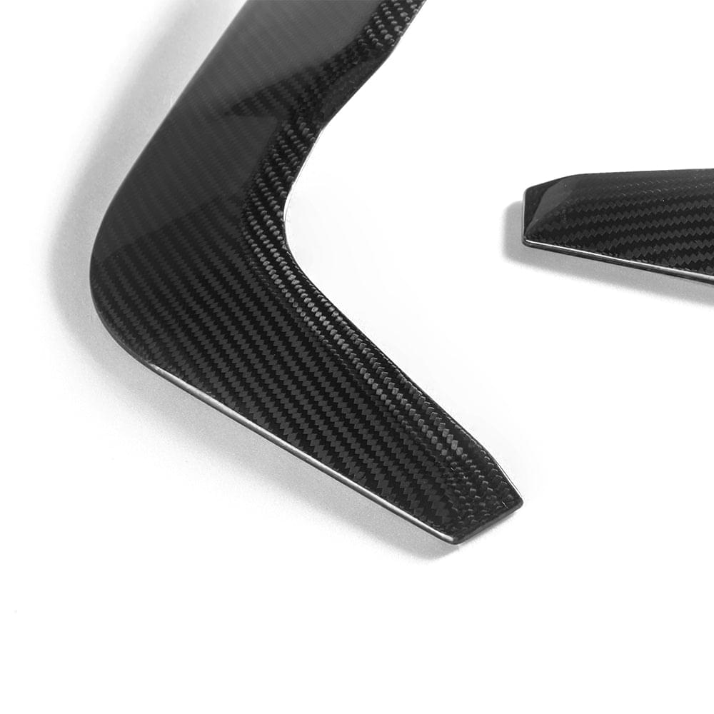 SOOQOO BMW X6M F96 Rear Bumper Insert In Prepreg Carbon Fiber — product view 5