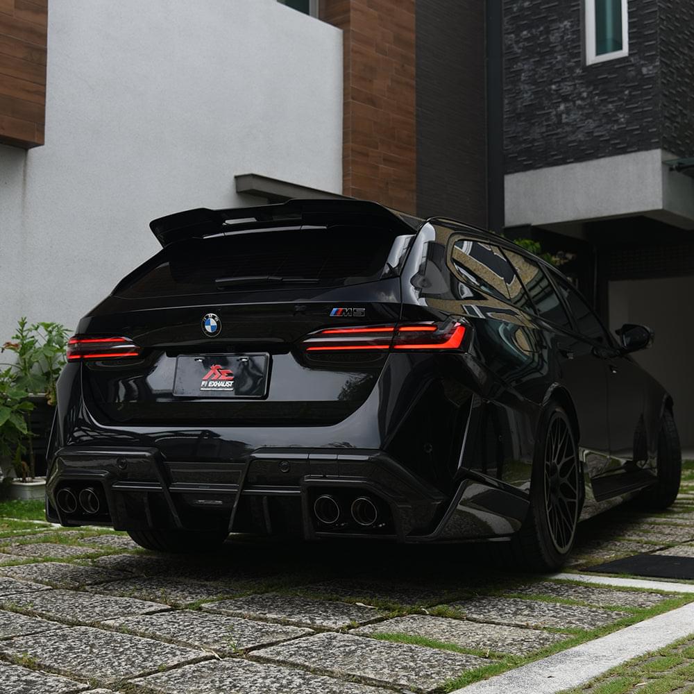 SOOQOO BMW M5 G99 Top Spoiler In Prepreg Carbon Fiber — product view 8