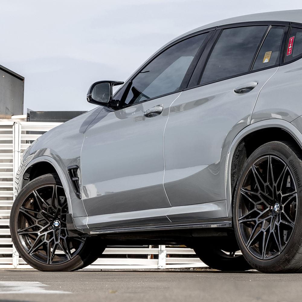 SOOQOO V2 BMW X3M F97 X4M F98 Side Skirt In Prepreg Carbon Fiber — product view 2