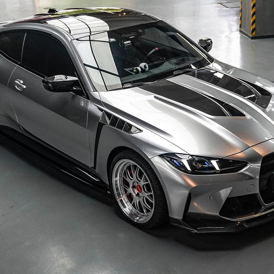 SOOQOO BMW M4 G82 Side Fenders In White Primer Finish — product view 2