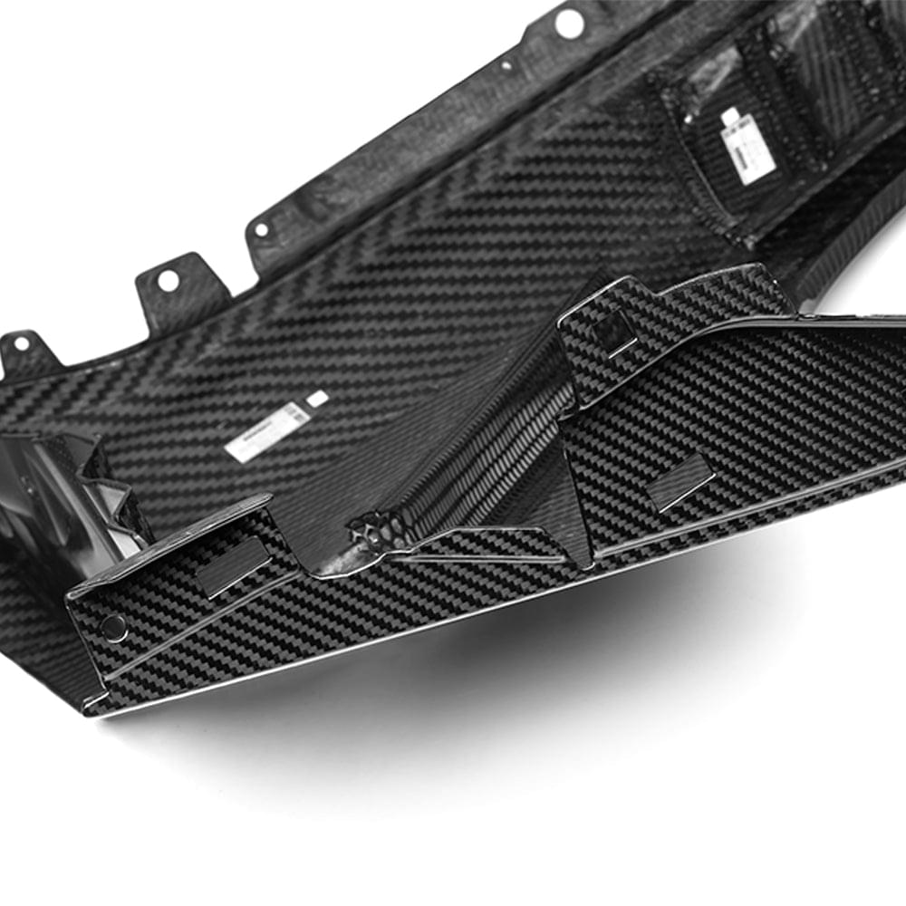 SOOQOO BMW M2 G87 Side Fenders In Prepreg Carbon Fiber — product view 7