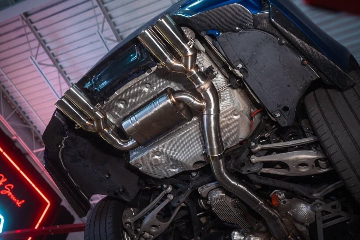 BMW F8x M3 / M4 Equal Length Valved Sport Exhaust System.