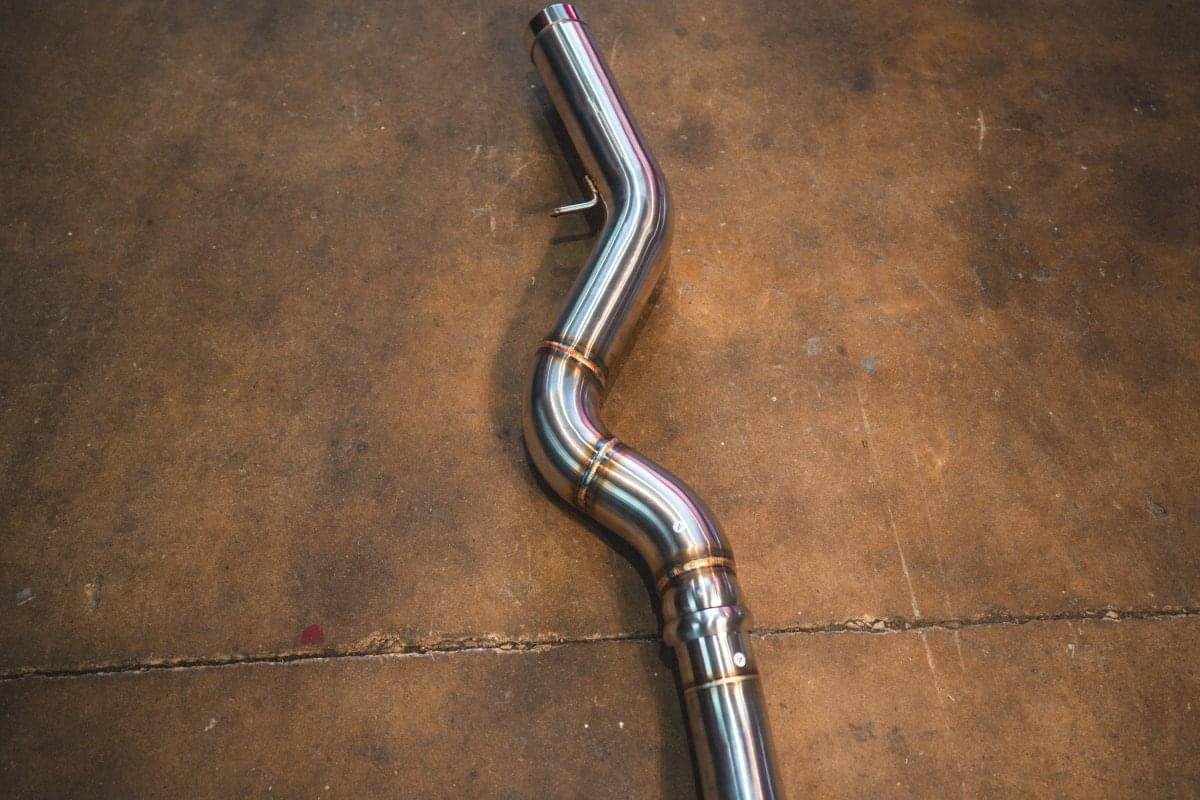 BMW G20/G22 330i/430i Valved Axleback Exhaust System.