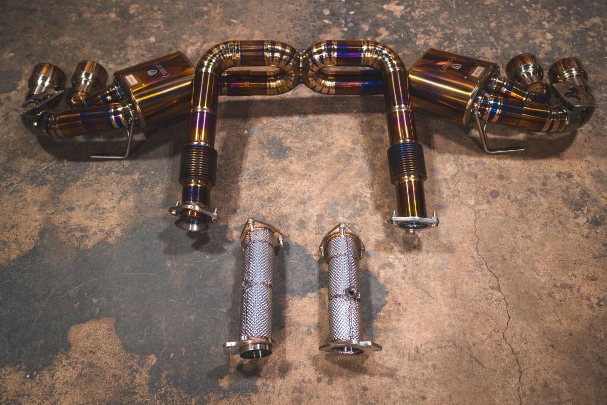 Chevrolet Corvette C8 Valved Sport Exhaust System.