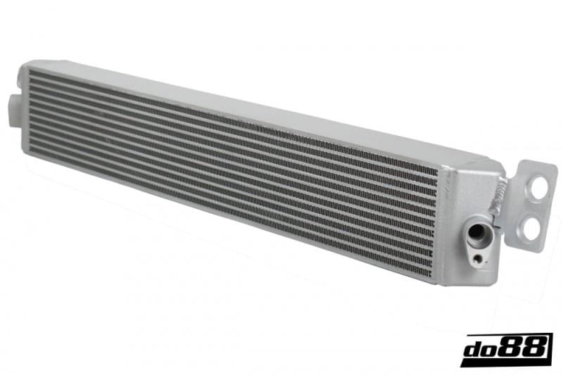 do88 07-13 BMW M3 (E90/E92/E93) Engine Oil Cooler.