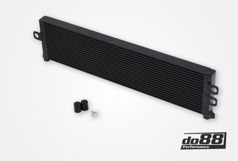 do88 19-20 BMW M2 Comp (F87)/15-20 BMW M3/M4 (F8X) Engine Oil Cooler.