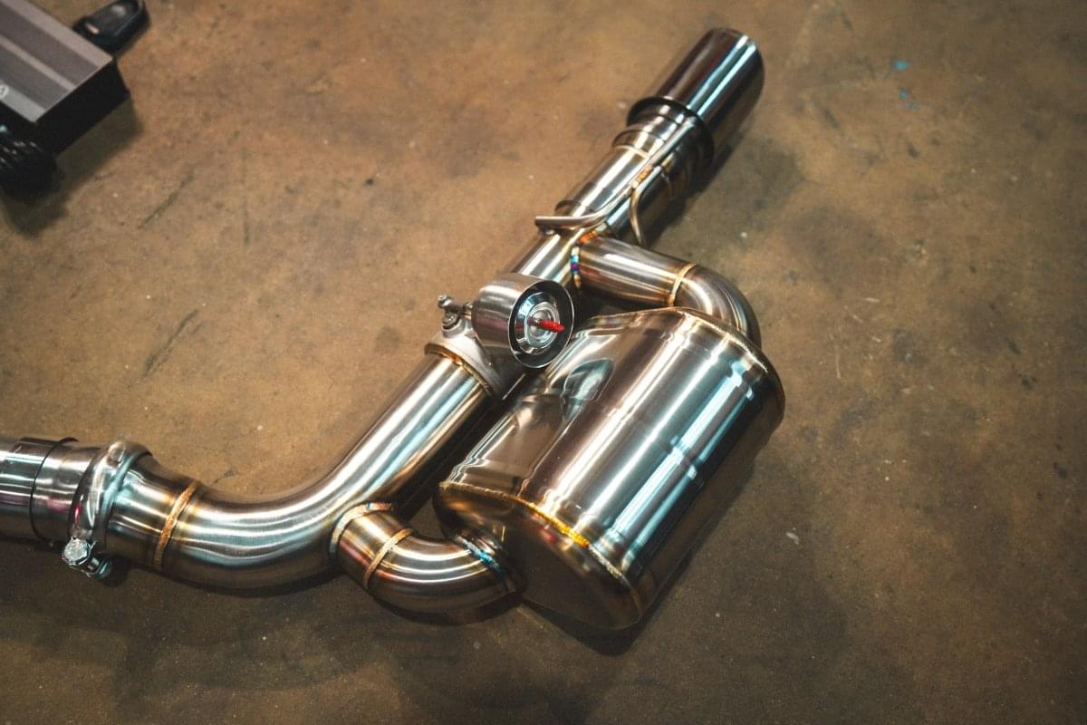 Dodge Charger / Challenger V8 Valved Sport Exhaust System.