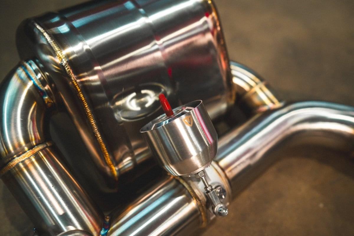 Dodge Charger / Challenger V8 Valved Sport Exhaust System.