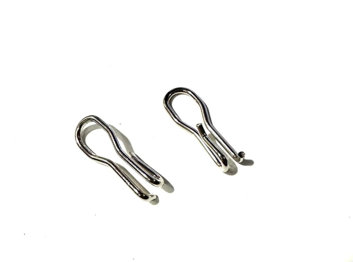 Exhaust Valve Motor Locking Clips.