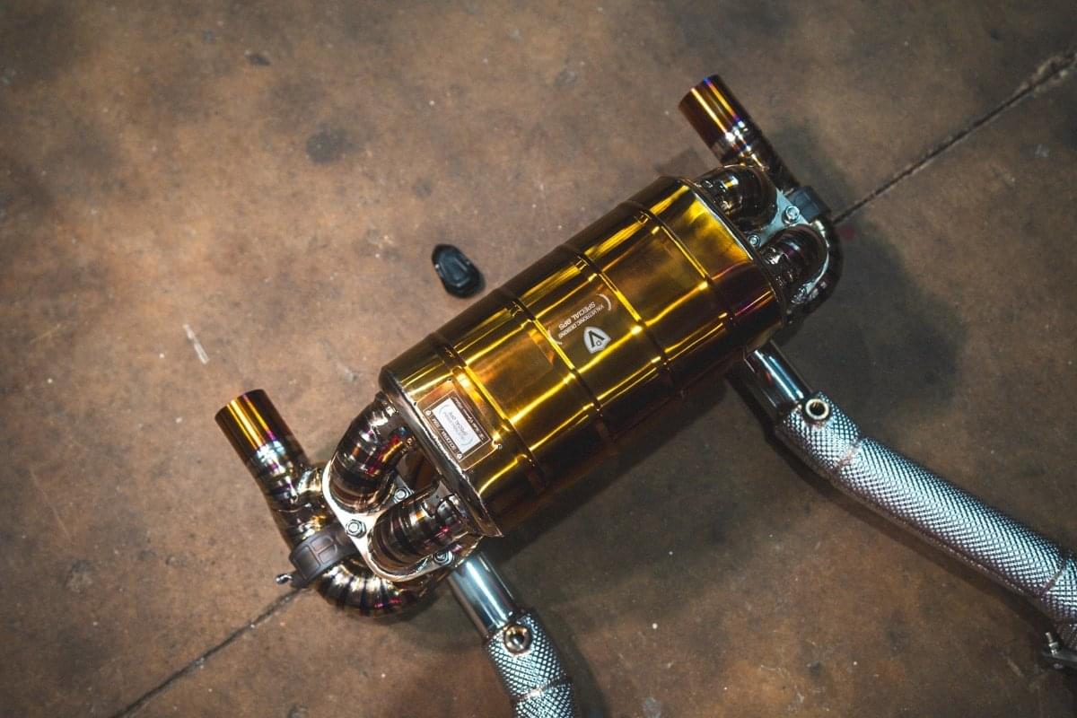 Ferrari F430 Scuderia / 16M Valved Sport Exhaust System.