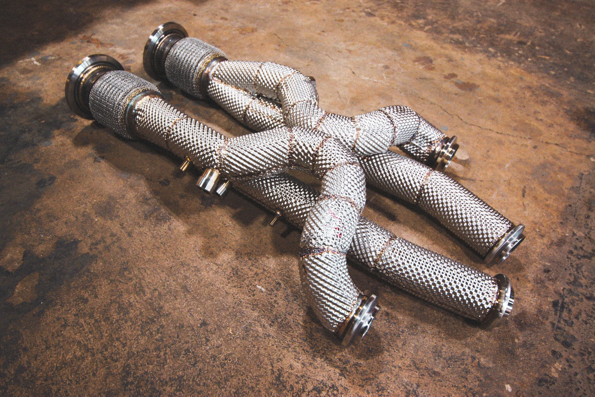 Lamborghini Aventador / S / SV / SVJ Free Flow Front Pipes - Equal Length - COLORADO N5X