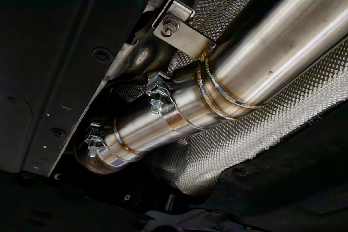 IRL G01 Midpipe.