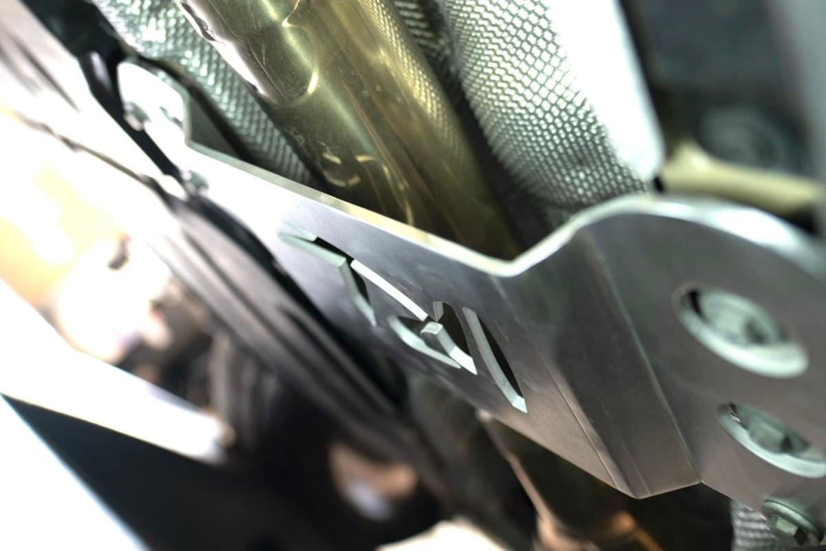 IRL G80 G82 Extended Clerance Brace.