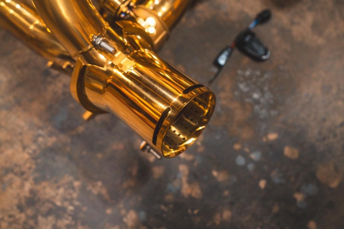 Lamborghini Aventador SVJ/Ultimae Valved Sport Exhaust System.