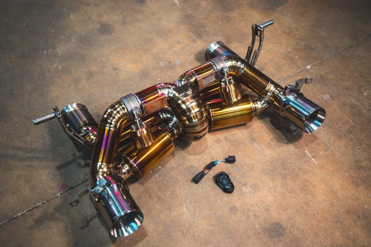 Lamborghini Huracan Performante / EVO / STO / Tecnica Valved Sport Exhaust system.