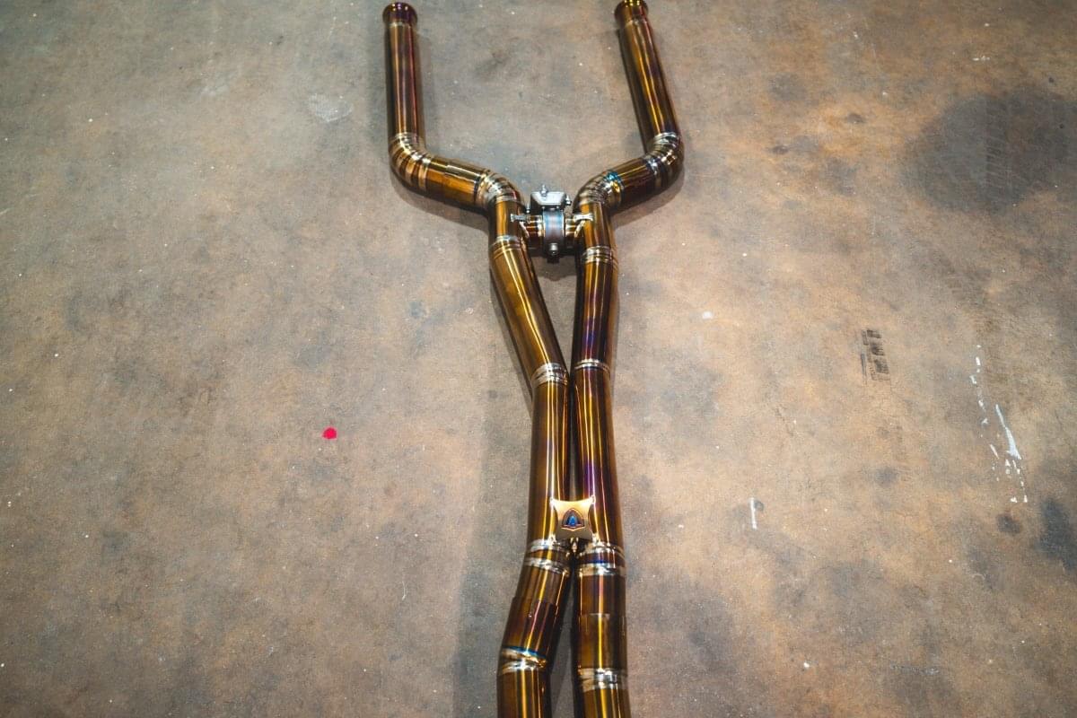 Mercedes W213 E63 AMG / AMGs Valved Sport Exhaust System.