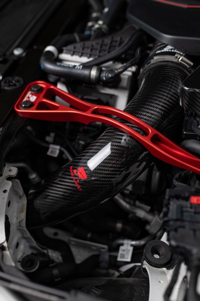 RENNELEMENT G90/G99 M5 BMW Dry Carbon Fiber Front Mount Intake.