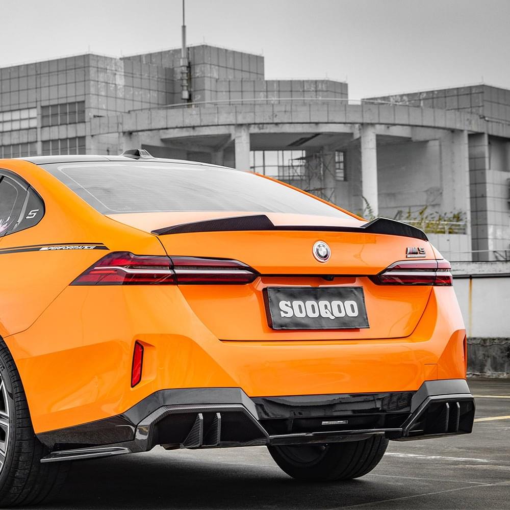 SOOQOO BMW 5 Series G60 Carbon Fiber Spoiler.
