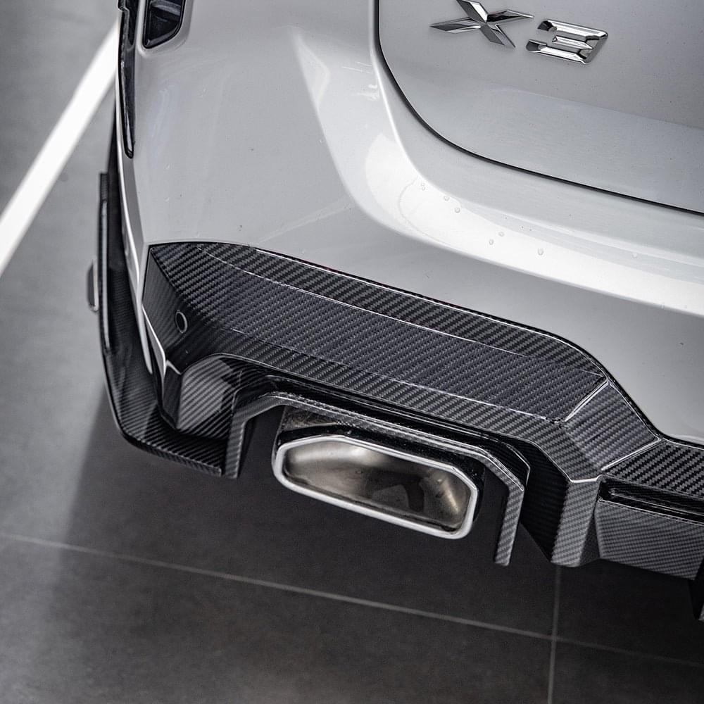 SOOQOO BMW X3 G01 LCI Carbon Fiber Diffuser.
