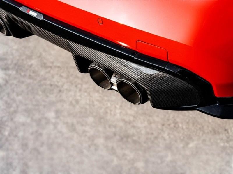 Akrapovic 21-22 BMW M3 (G80) / M4 (G82, G83) Rear Carbon Fiber Diffuser - High Gloss Black.