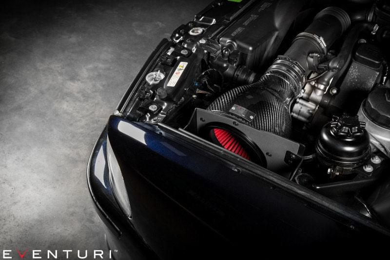 Eventuri BMW E39 M5 - Black Carbon Intake.