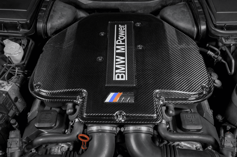 Eventuri BMW E39 M5 / E52 Z8 (S62) Black Carbon Plenum Lid - No Emblem.