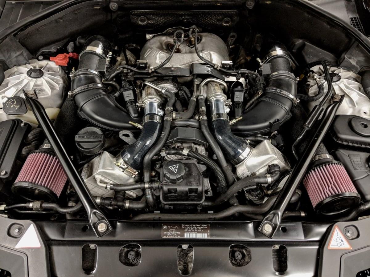 F10 550i N63 INTAKE.