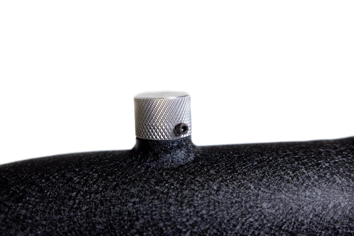 F30 TRANS VENT PORT PLUG.