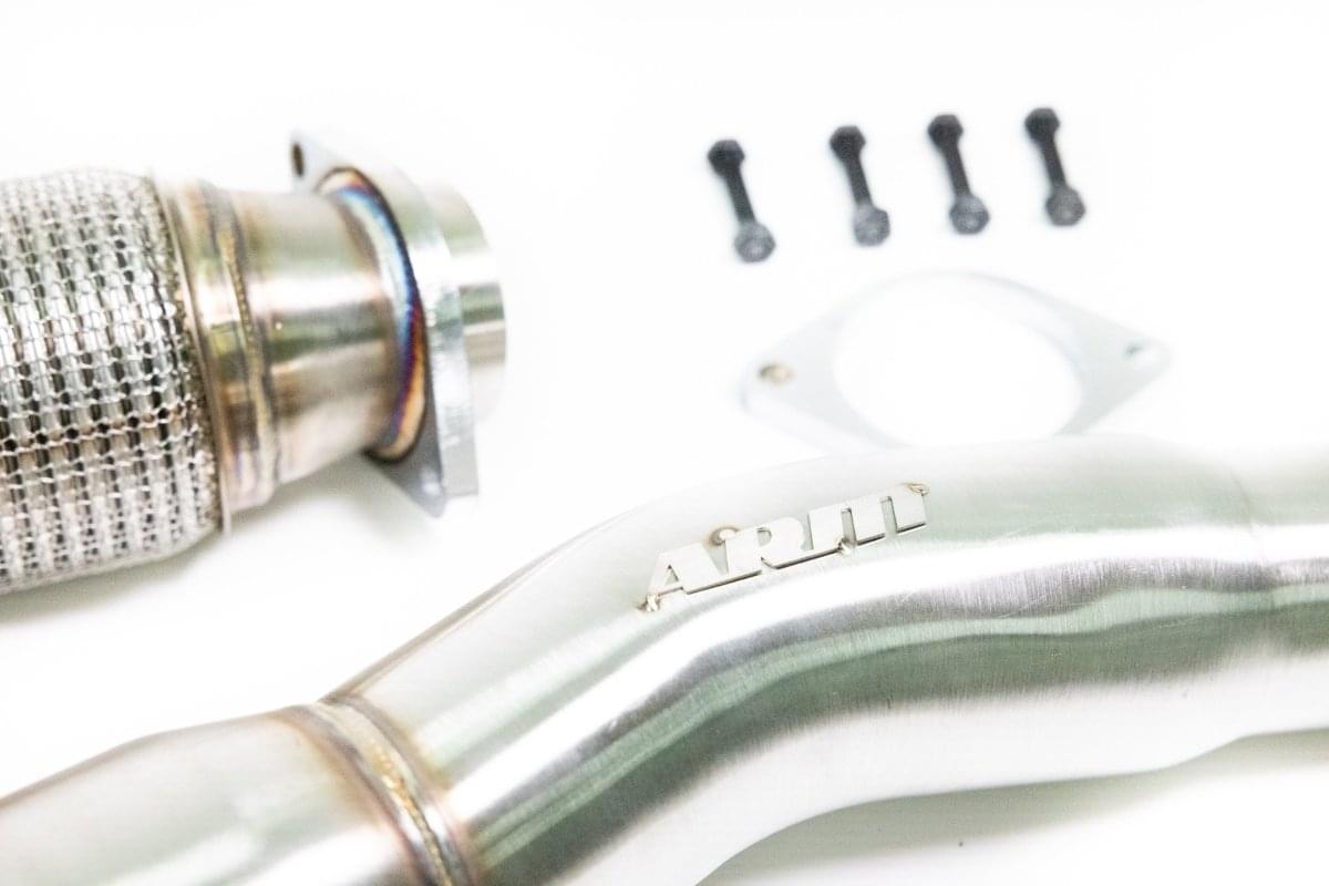 F82 M4 Downpipes.