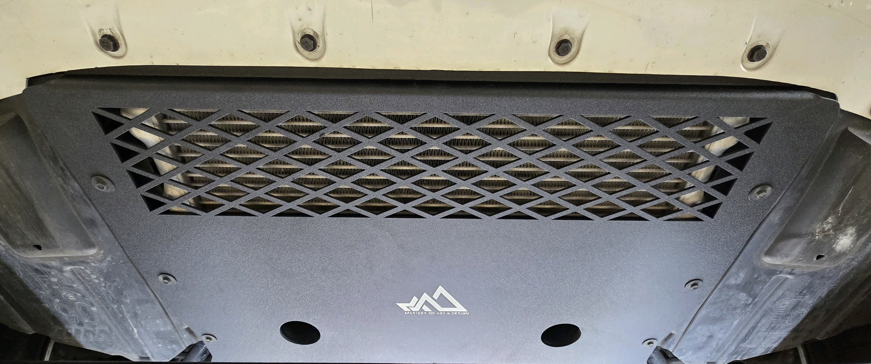 MAD BMW F90 M5 Skid Plate - COLORADO N5X