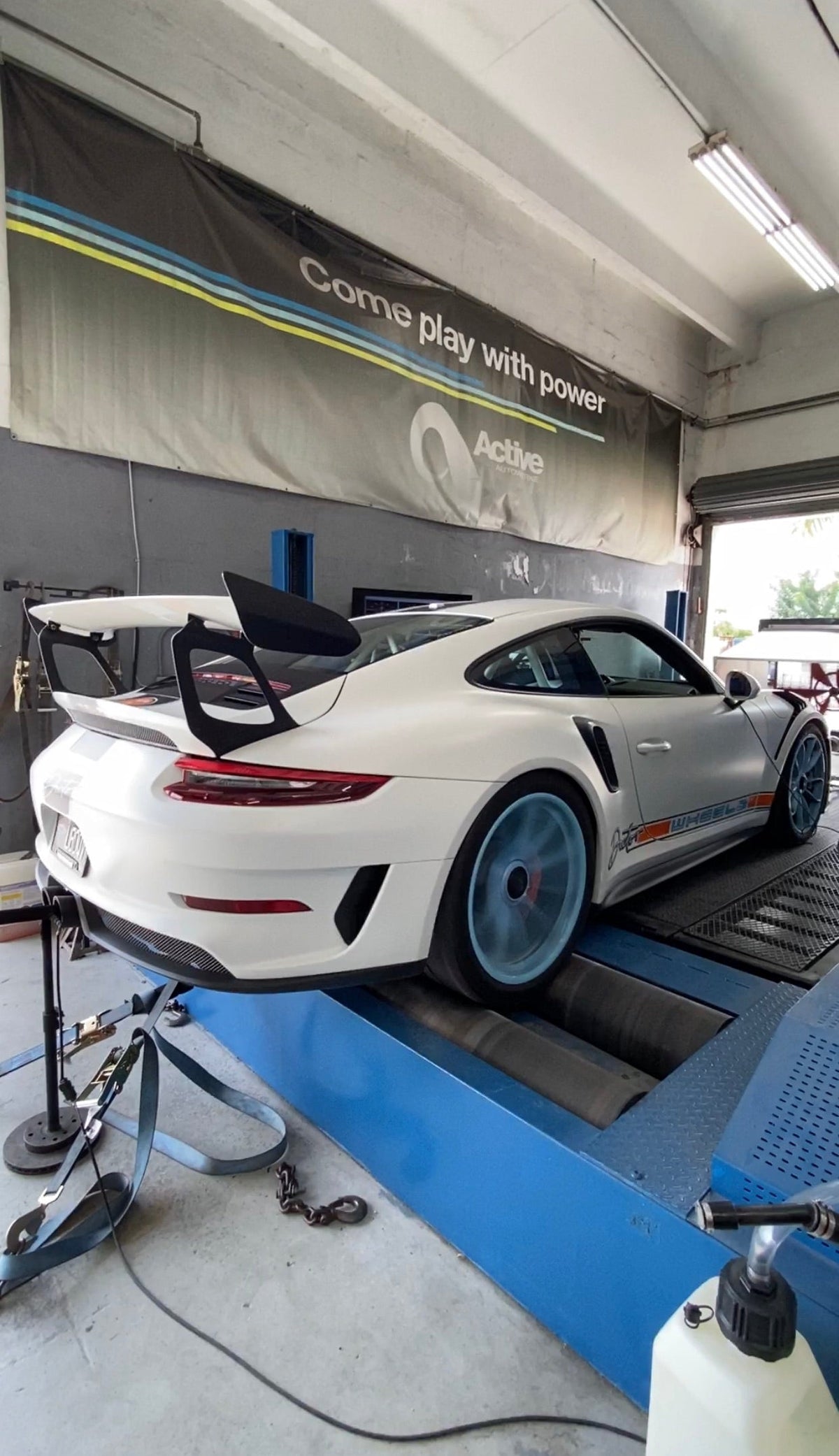 991.2 Porsche GT3RS 2018+ Performance Software.