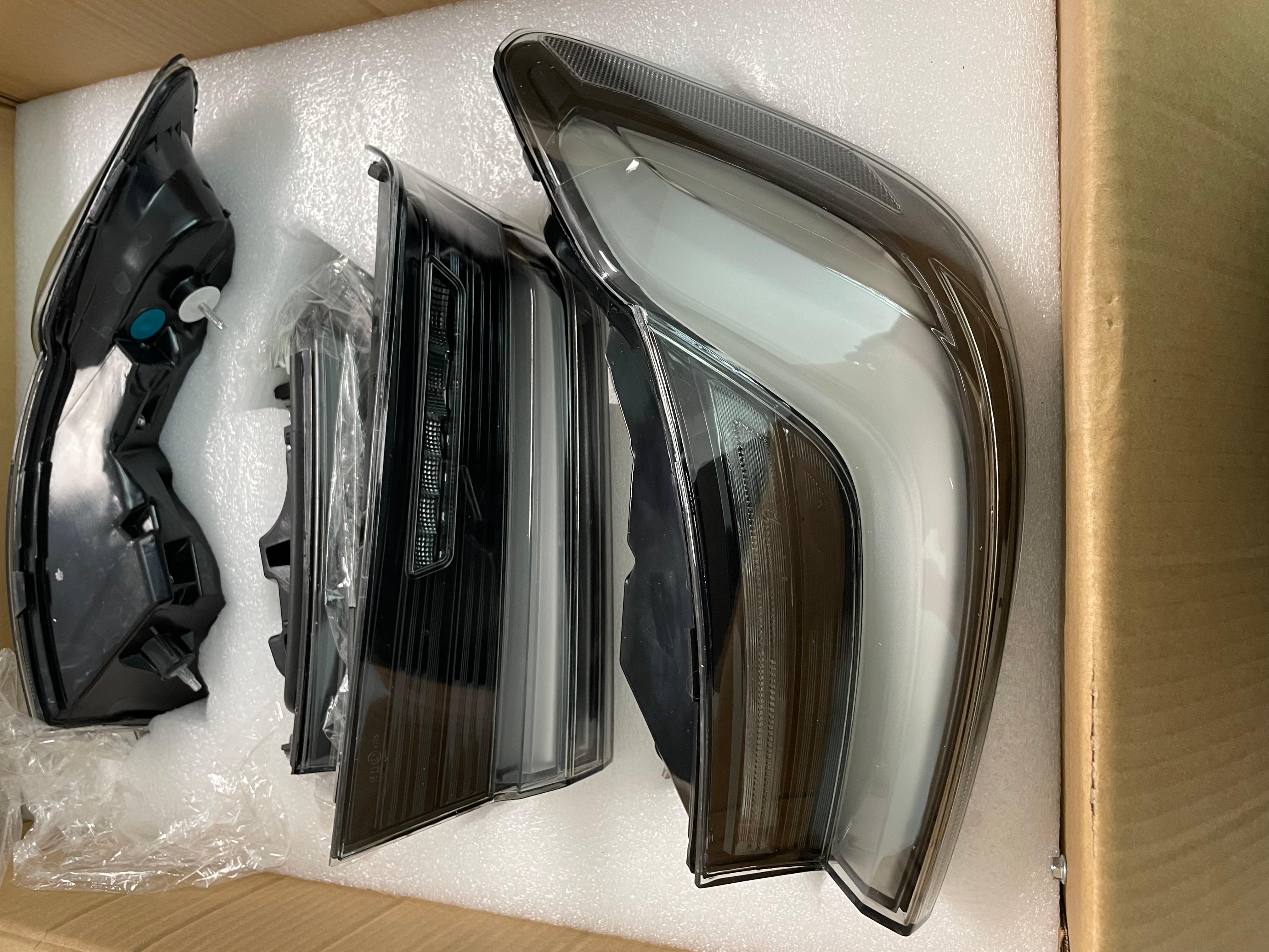 G80/G20 Clear OEM Style Lights.