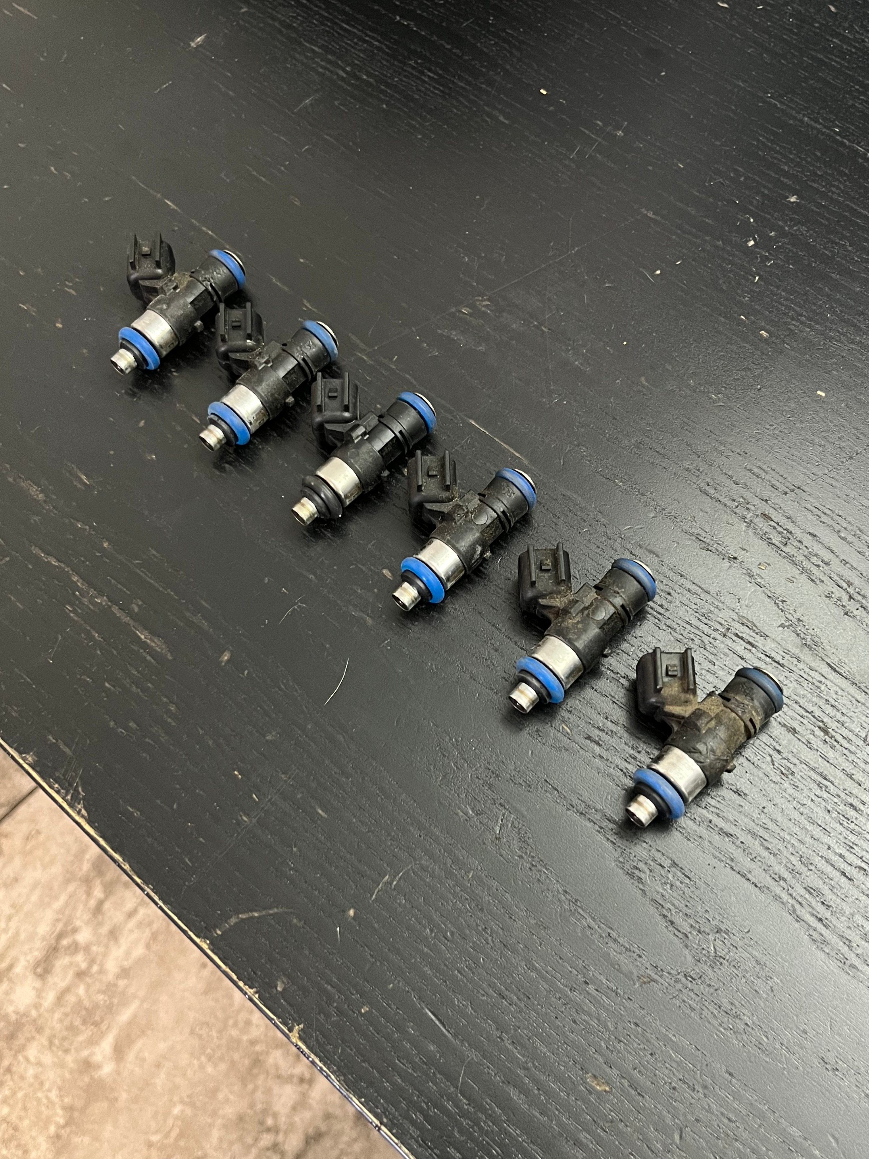 Bosch 750cc Injectors (Set of 6).