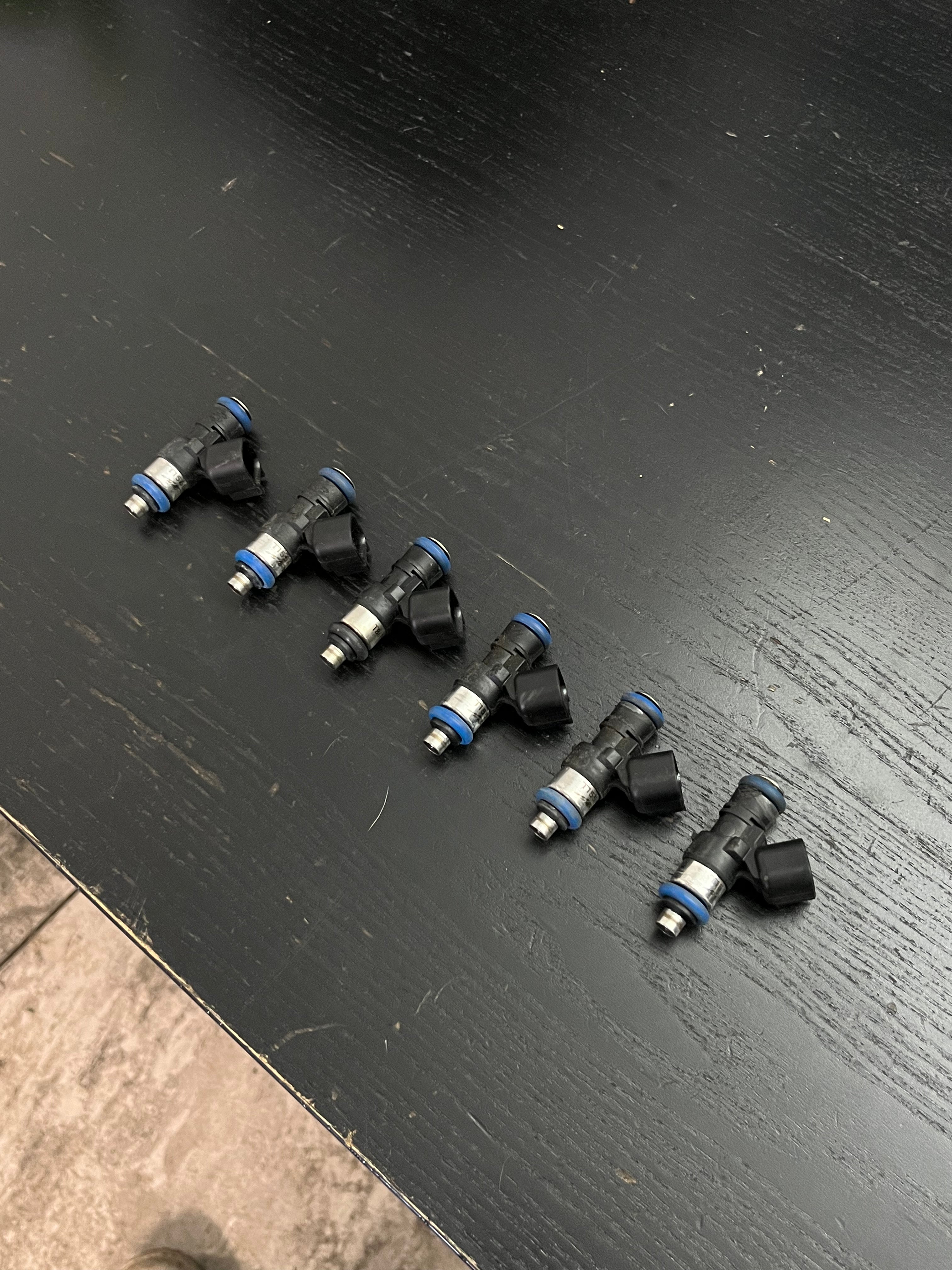 Bosch 750cc Injectors (Set of 6).