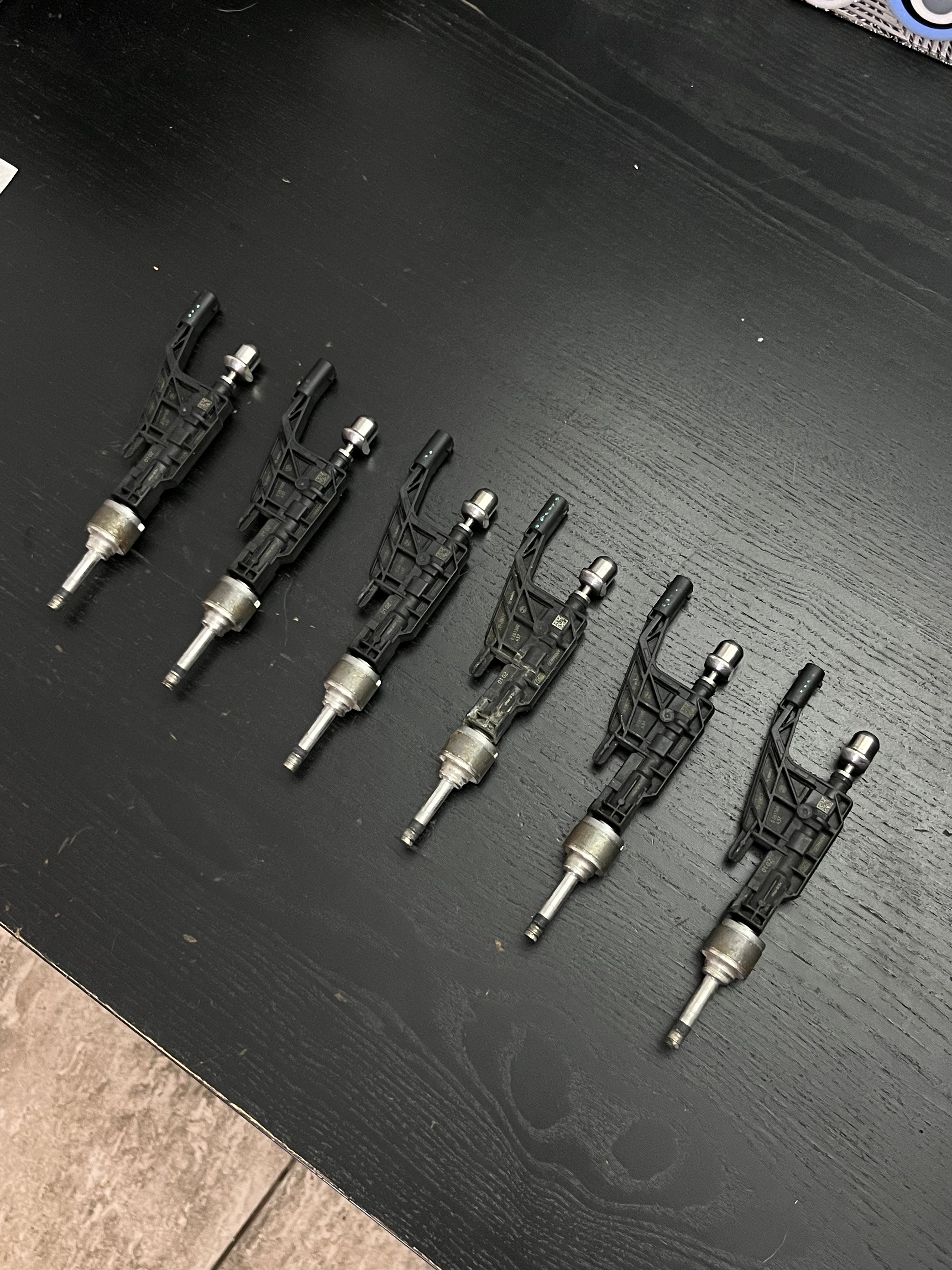 Used OEM B58 Fuel Injectors - 20k Miles.